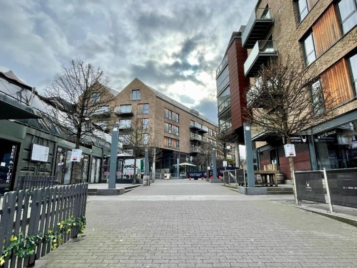Stunning 2-Bed Apartment In Bristol With Parking Εξωτερικό φωτογραφία